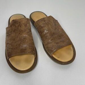 Gidigio Brown Buttery Soft Leather Flats Slip On Sandals Size 39.5 US 8.5